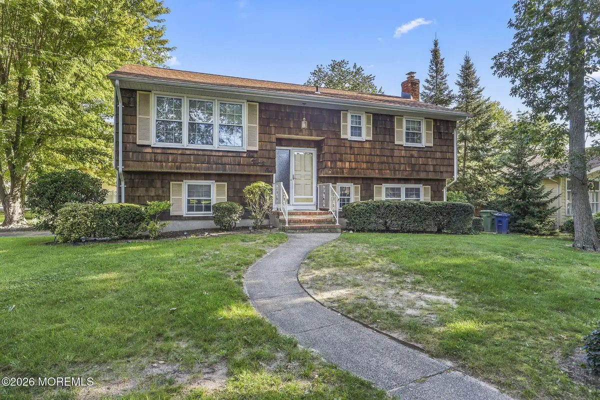 121 Durand Road, Shark River Hills, NJ 07753 - #1