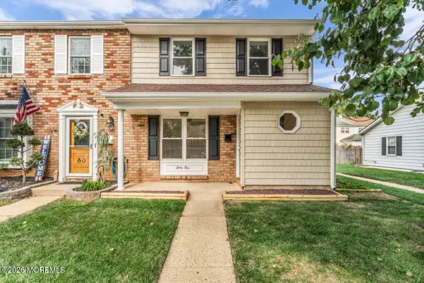61 Kingsley Way, Freehold, NJ 07728