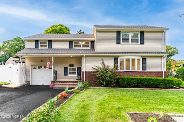 167 Crestview Drive, Middletown, NJ 07748