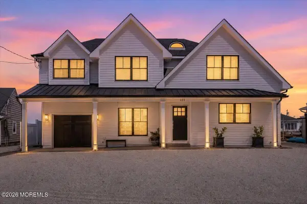 235 Bryn Mawr Avenue, Lavallette, NJ 08735