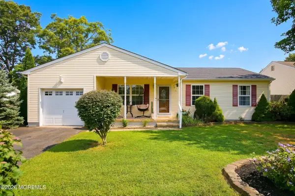 228 Tackle Avenue, Manahawkin, NJ 08050