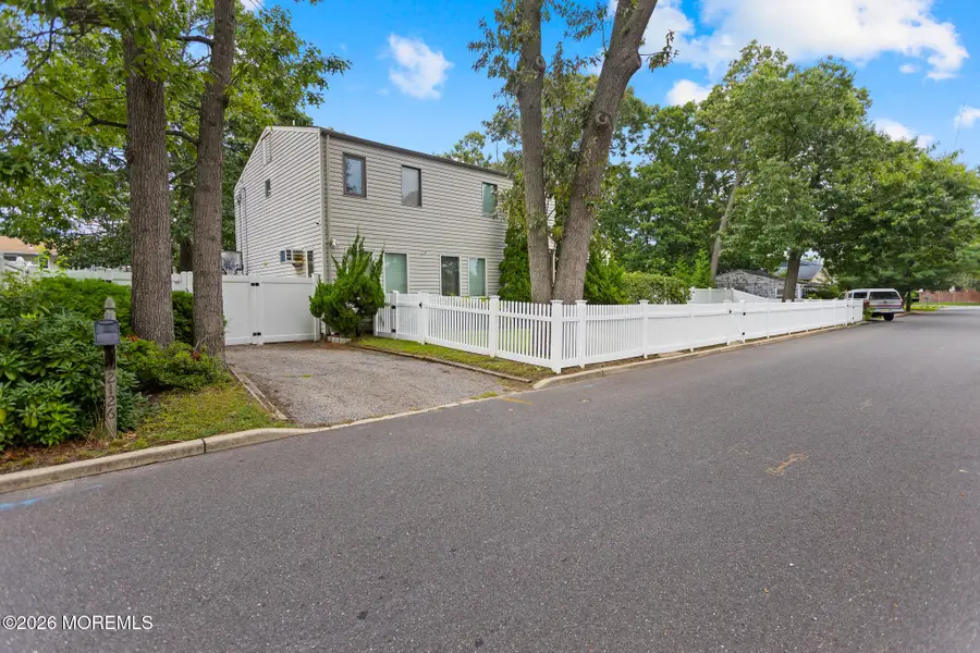 2126 Dorothy Road, Toms River, NJ 08753 - #3