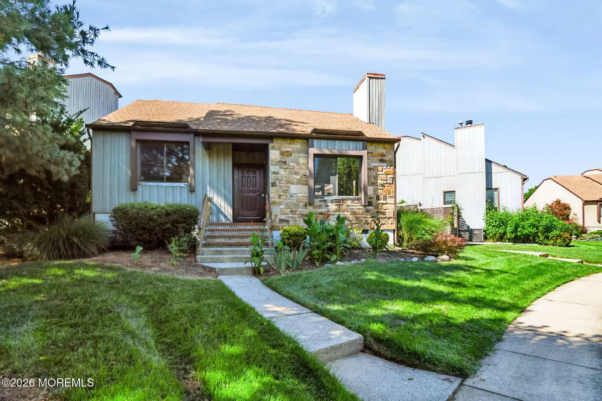 32 Emerald Lane, Old Bridge, NJ 08857 - #1
