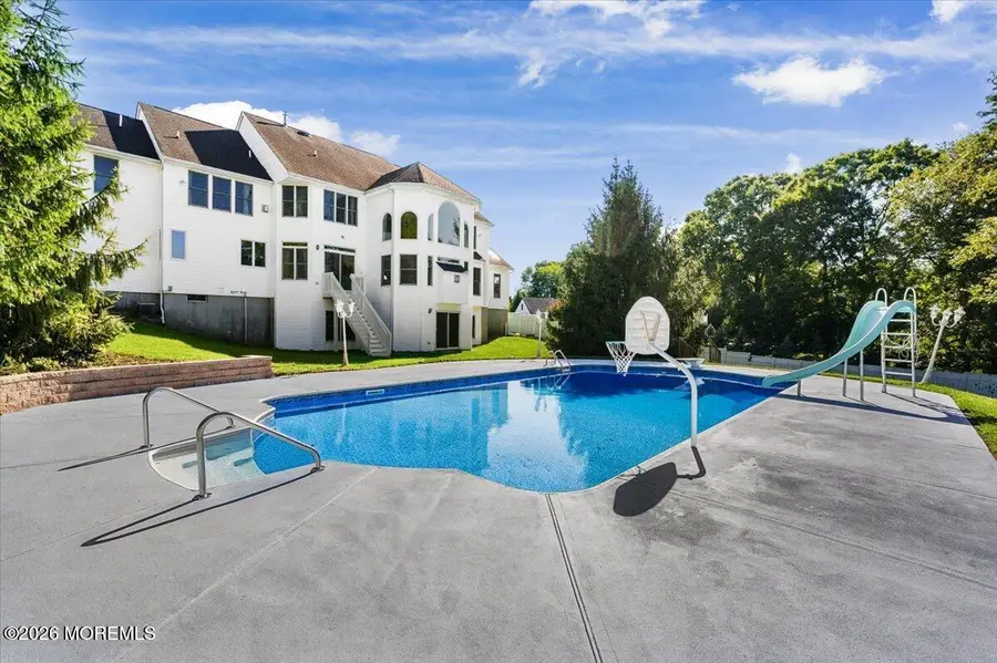 10 Huxley Court, Marlboro, NJ 07746 - #2