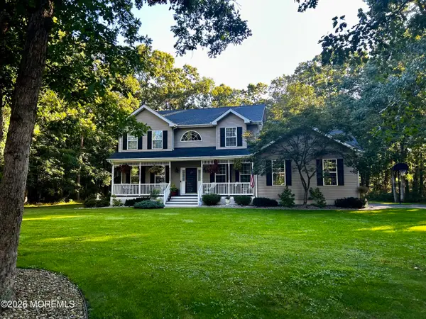 15 Amanda Lane, Howell, NJ 07731