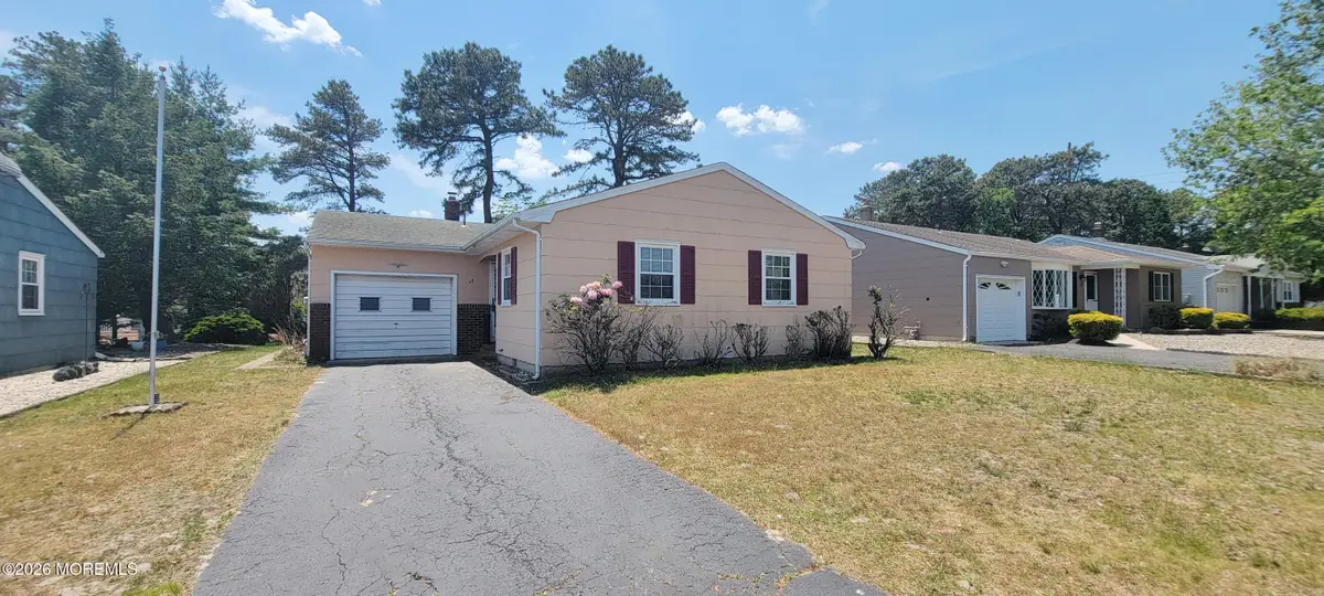 17 Bennington Drive, Toms River, NJ 08757 - #1