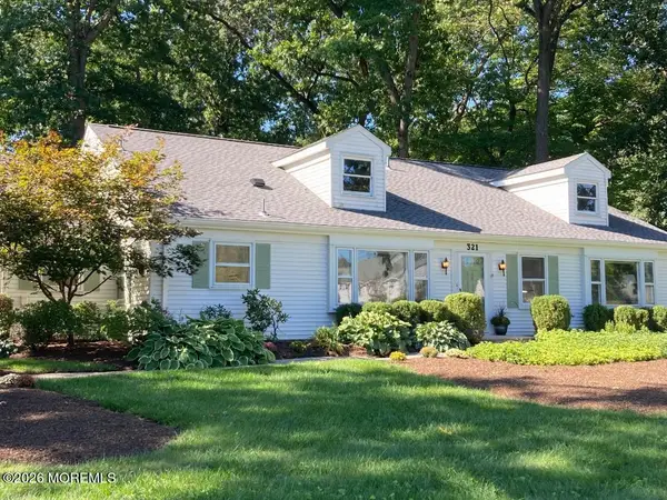321 Sharon Way, Monroe, NJ 08831