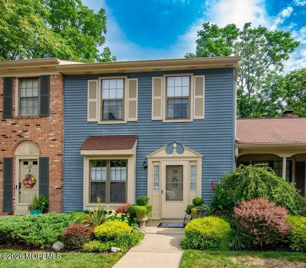 128 Dumbarton Hill Court, Aberdeen, NJ 07747
