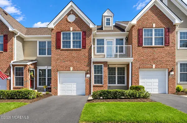 4 Ironwood Court, Middletown, NJ 07748