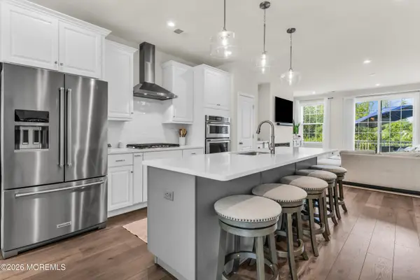 403 Arose Lane, Middletown, NJ 07748