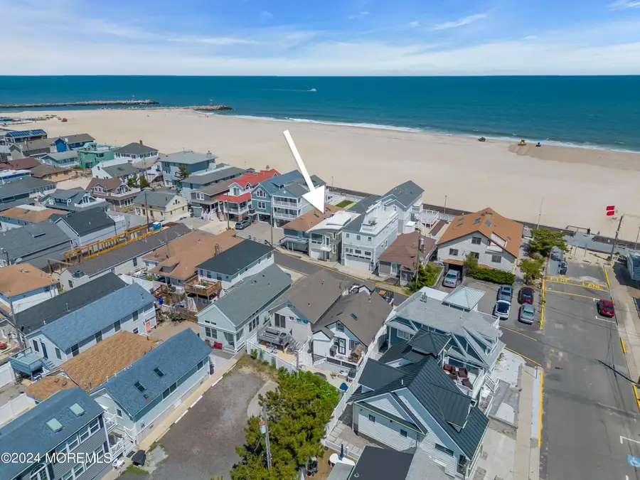 6 Danby Place, Point Pleasant Beach, NJ 08742 - #2