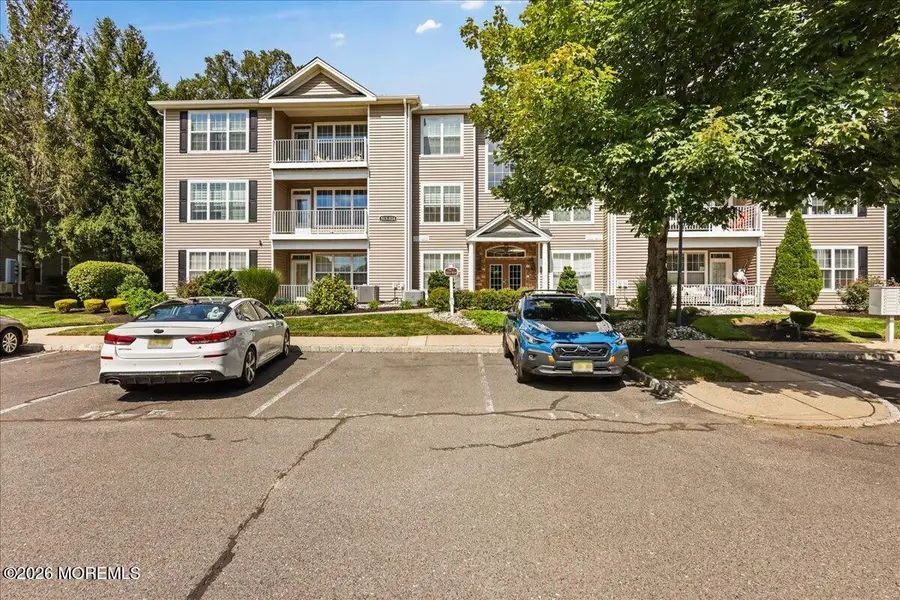 524 St Andrews Place, Manalapan, NJ 07726 - #2