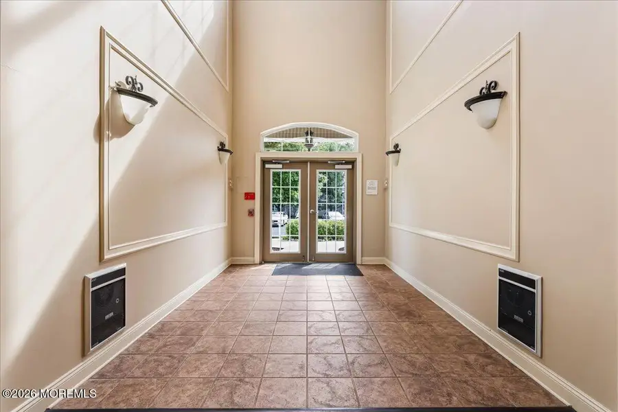 524 St Andrews Place, Manalapan, NJ 07726 - #3