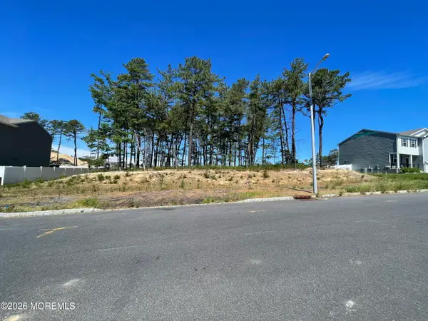 11 Wright Road, Barnegat, NJ 08005