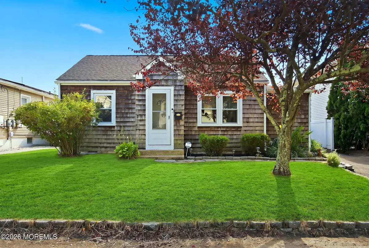 1212 Brown Street, Point Pleasant, NJ 08742 - #1