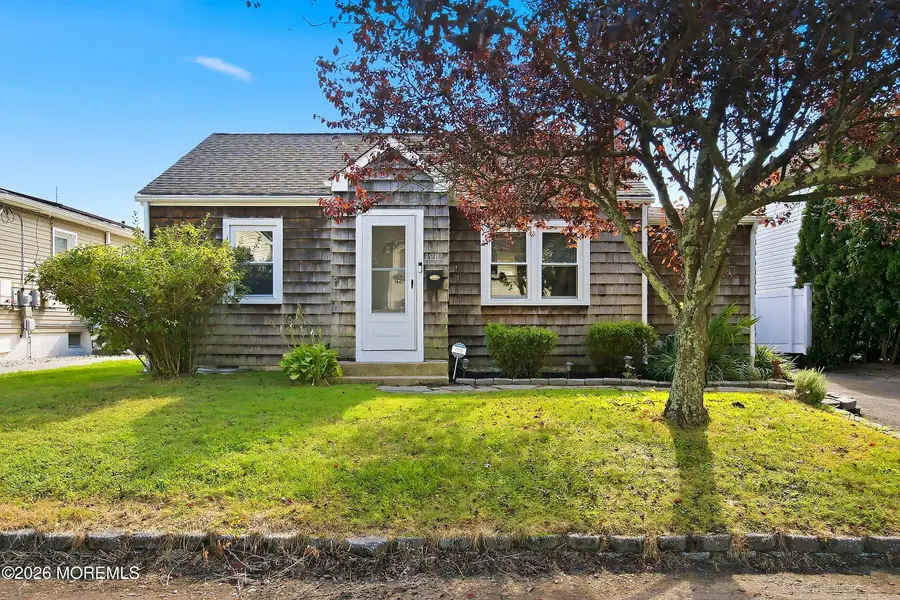 1212 Brown Street, Point Pleasant, NJ 08742 - #2