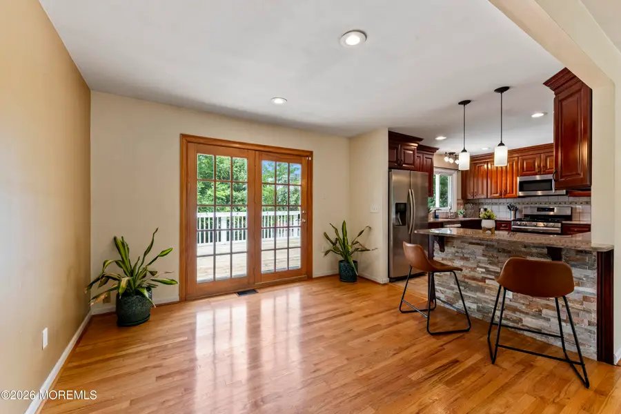 5 Yale Court, East Brunswick, NJ 08816 - #3