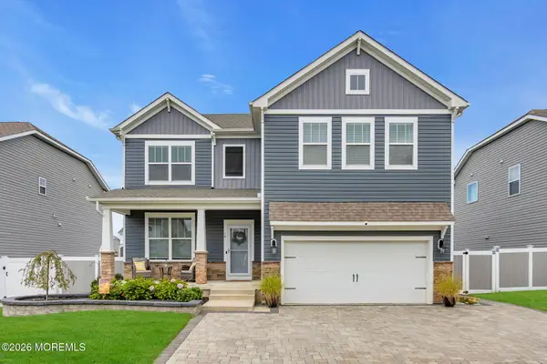 14 Bennet Lane, Manahawkin, NJ 08050