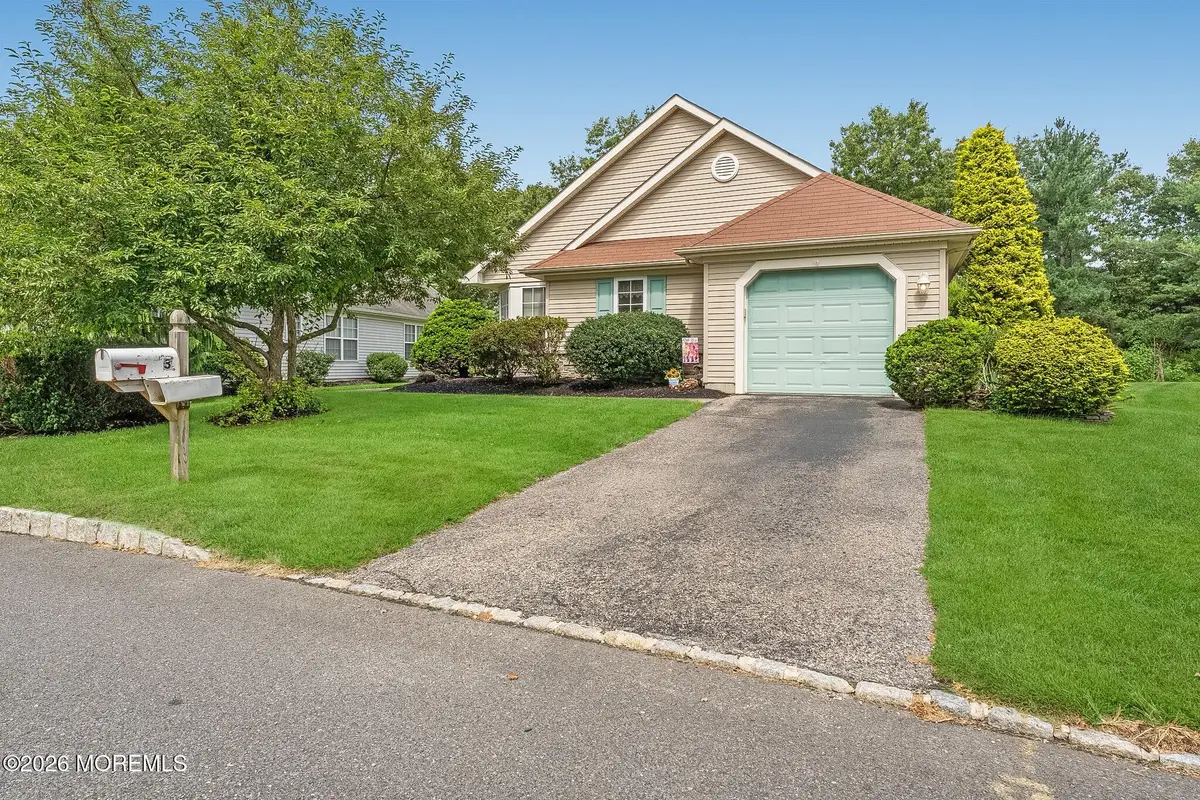 3 Strawberry Lane, Lakewood, NJ 08701 - #1