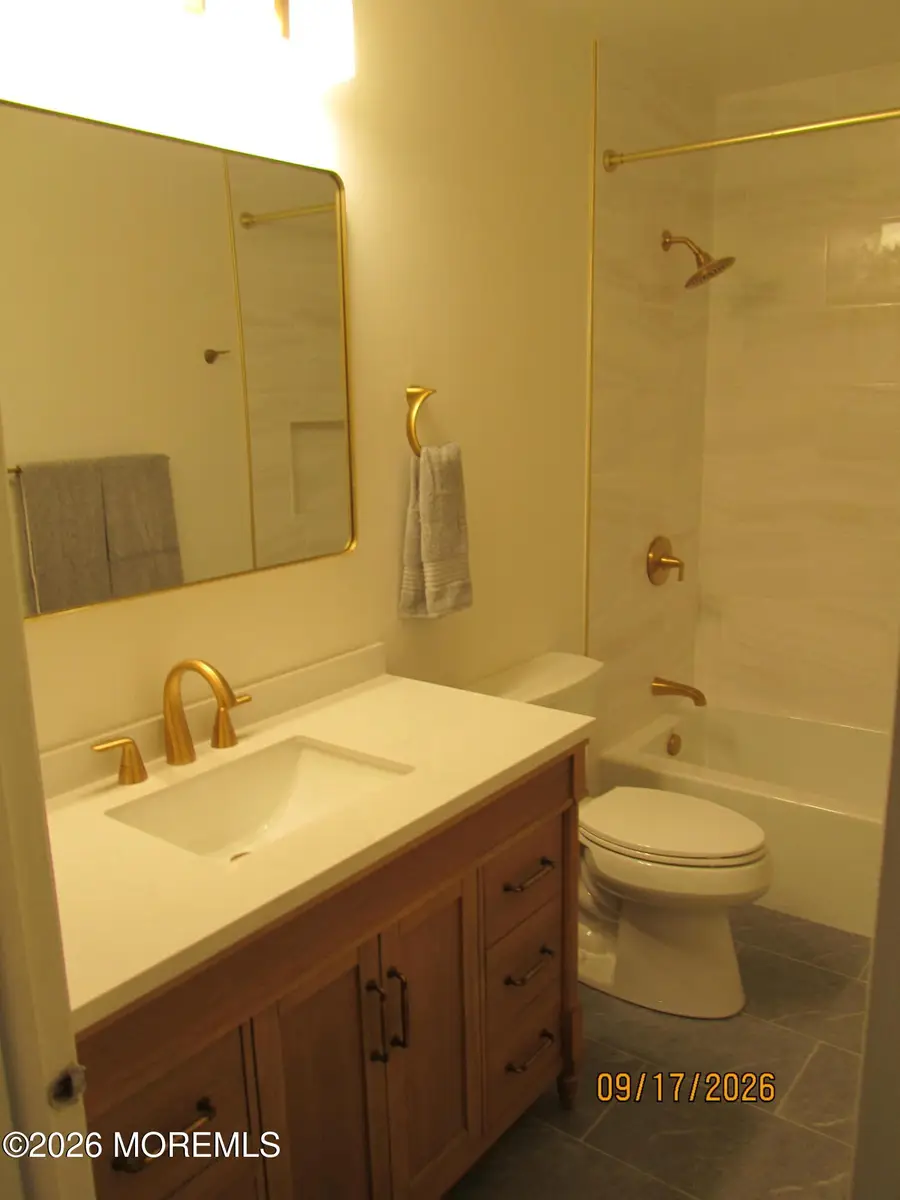 23 Danbury Court, Red Bank, NJ 07701 - #3