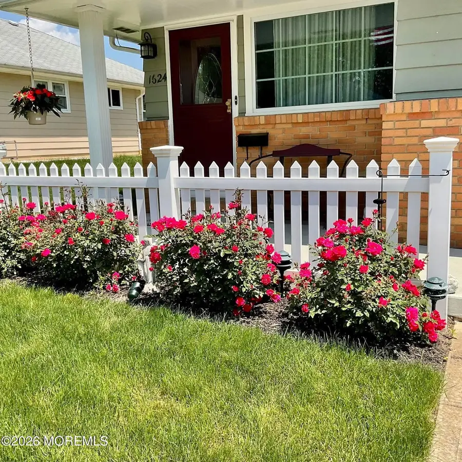 1624 Mount Everest Lane, Toms River, NJ 08753 - #2