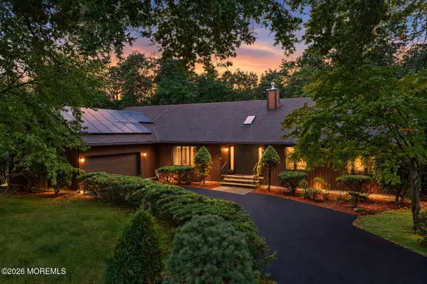 39 Brandywine Way, Middletown, NJ 07748