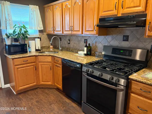 1717 Mount Idenburg Lane, Toms River, NJ 08753