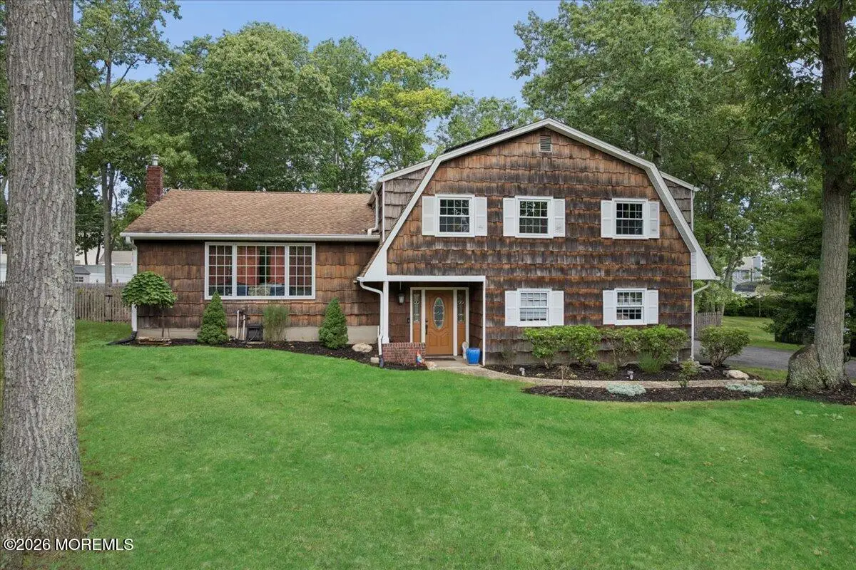 7 Sandspring Drive, Eatontown, NJ 07724 - #1