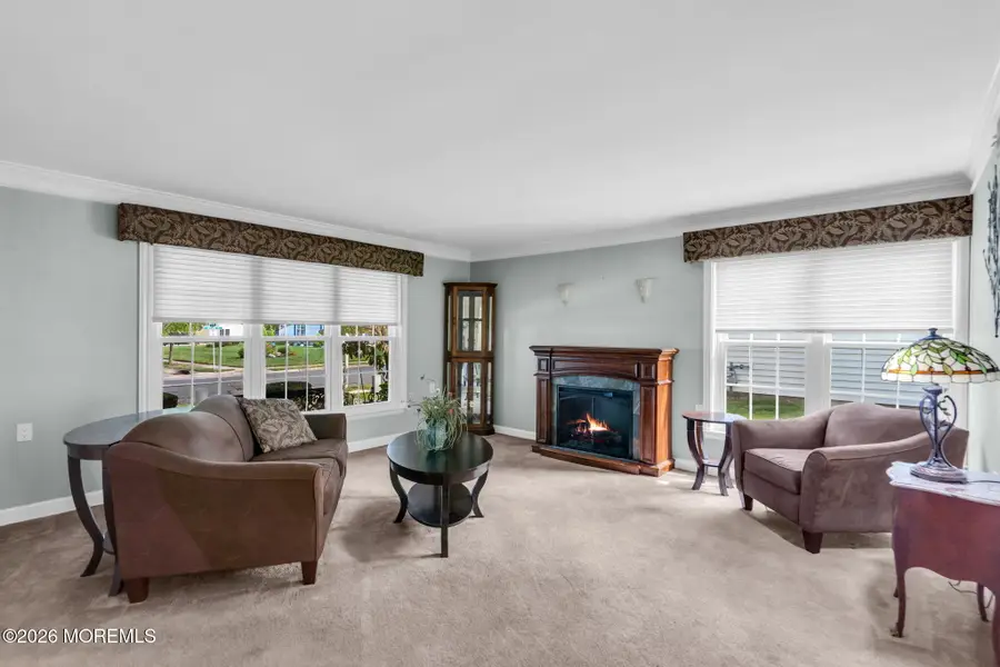 19 Weybridge Place, Manchester, NJ 08759 - #3