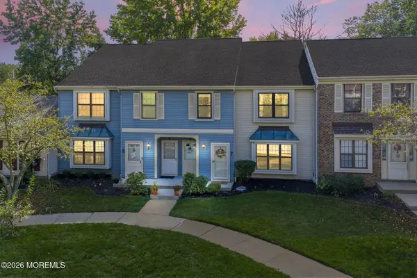 8 Deptford Court #7, Freehold, NJ 07728