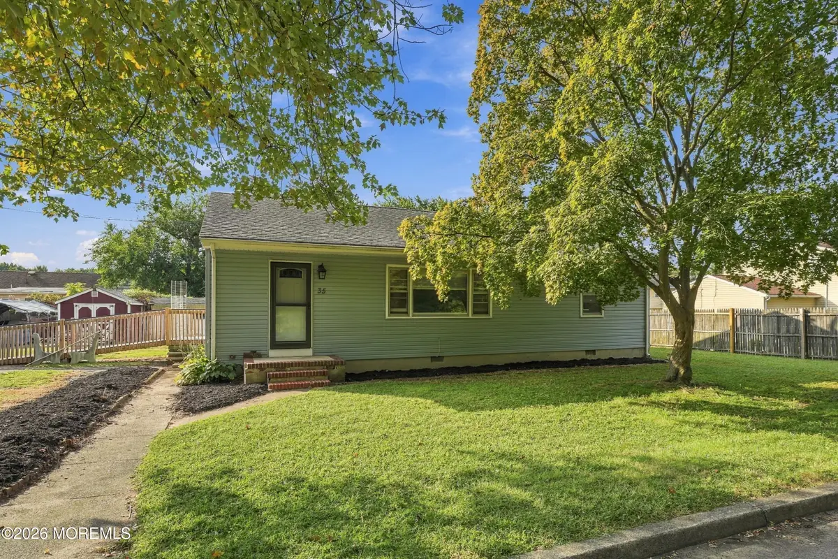 35 Wood Avenue, Port Monmouth, NJ 07758 - #1