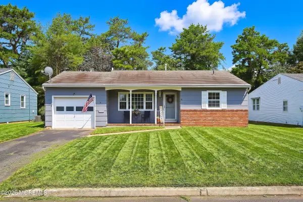 14 York Street, Toms River, NJ 08757