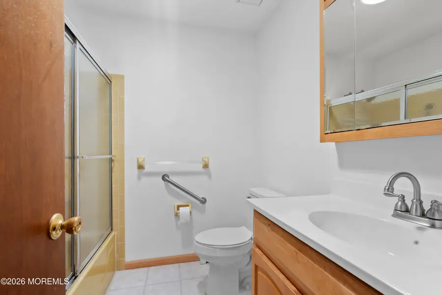 22 Encinitas Drive, Toms River, NJ 08757 - #3