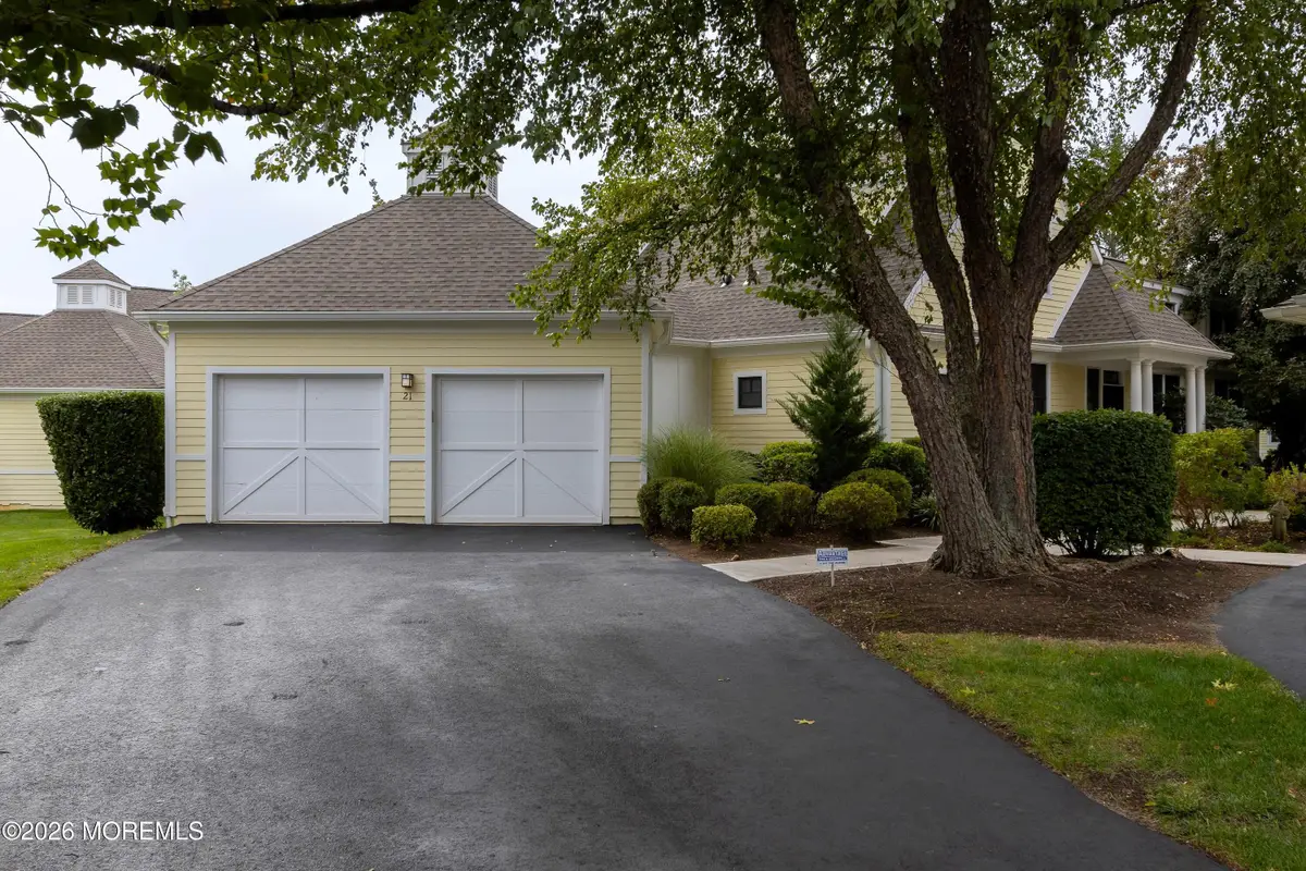 21 Adams Way, Shrewsbury, NJ 07702 - #1