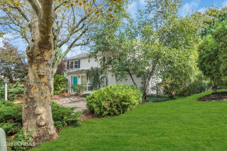 8 Avalon Lane, Aberdeen, NJ 07747 - #3