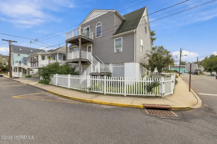 25 Jackson Street, Highlands, NJ 07732 - #3