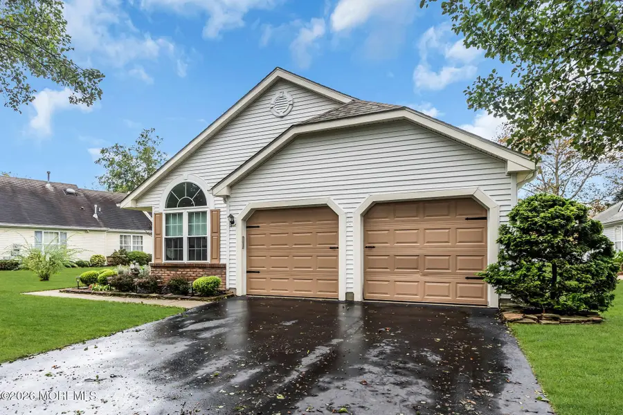 6 Winding River Road, Lakewood, NJ 08701 - #2