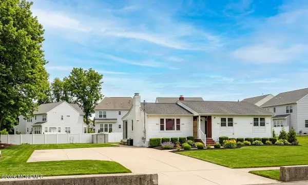17 Main Street, Marlboro, NJ 07746