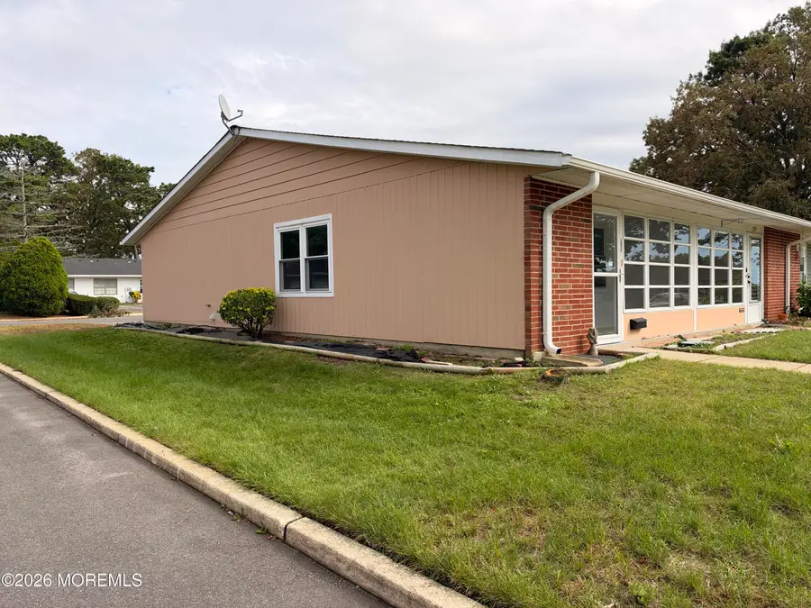 670A New Castle Court, Lakewood, NJ 08701 - #2