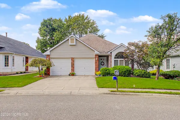 1516 Burr Oak Road, Toms River, NJ 08755