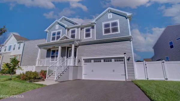7 Impatiens Court, Old Bridge, NJ 08857
