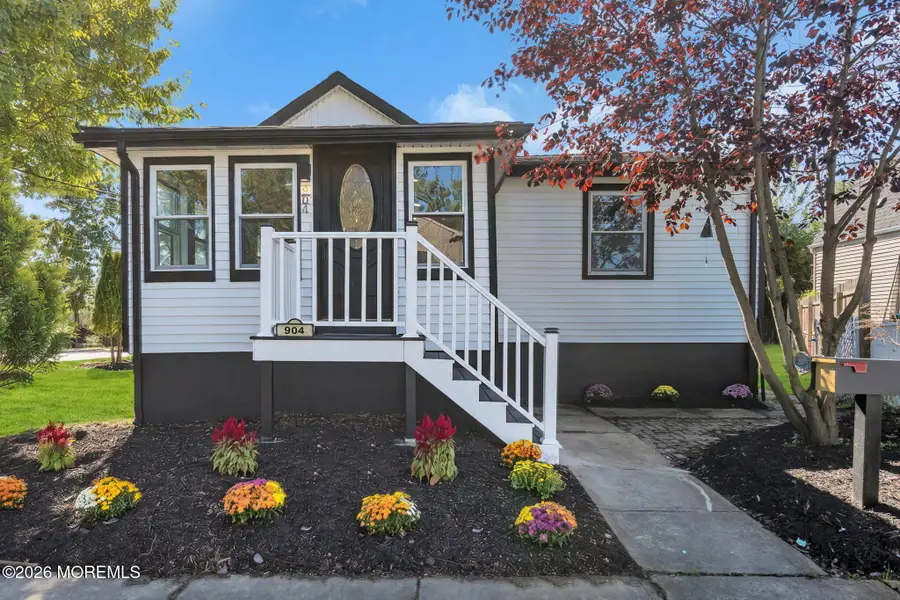 904 Central Avenue, Union Beach, NJ 07735 - #2