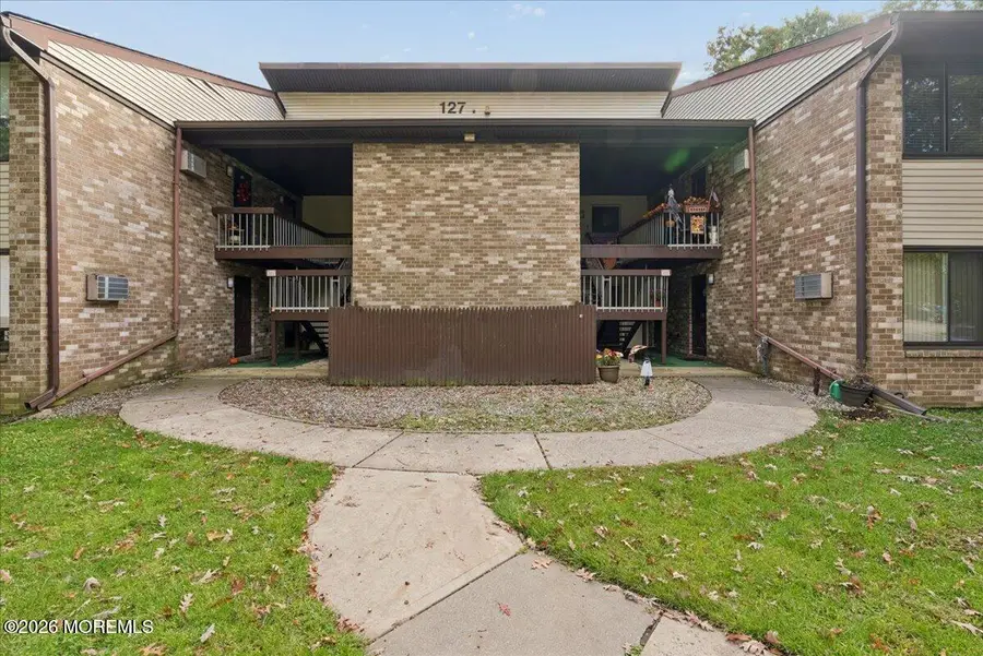 127 Amberly Drive #D, Manalapan, NJ 07726 - #3