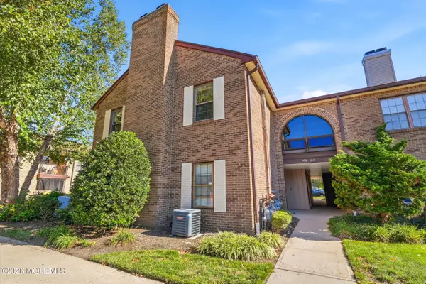 1001 Wellington Place, Aberdeen, NJ 07747