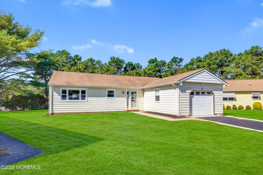 7 San Carlos Court, Toms River, NJ 08757 - #3