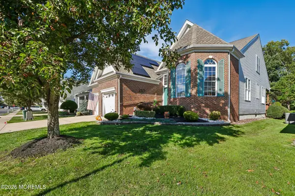77 Oakmont Lane, Jackson, NJ 08527