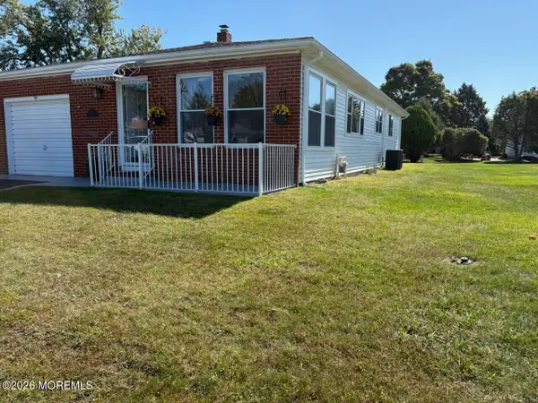 83 Bimini Drive, Toms River, NJ 08757