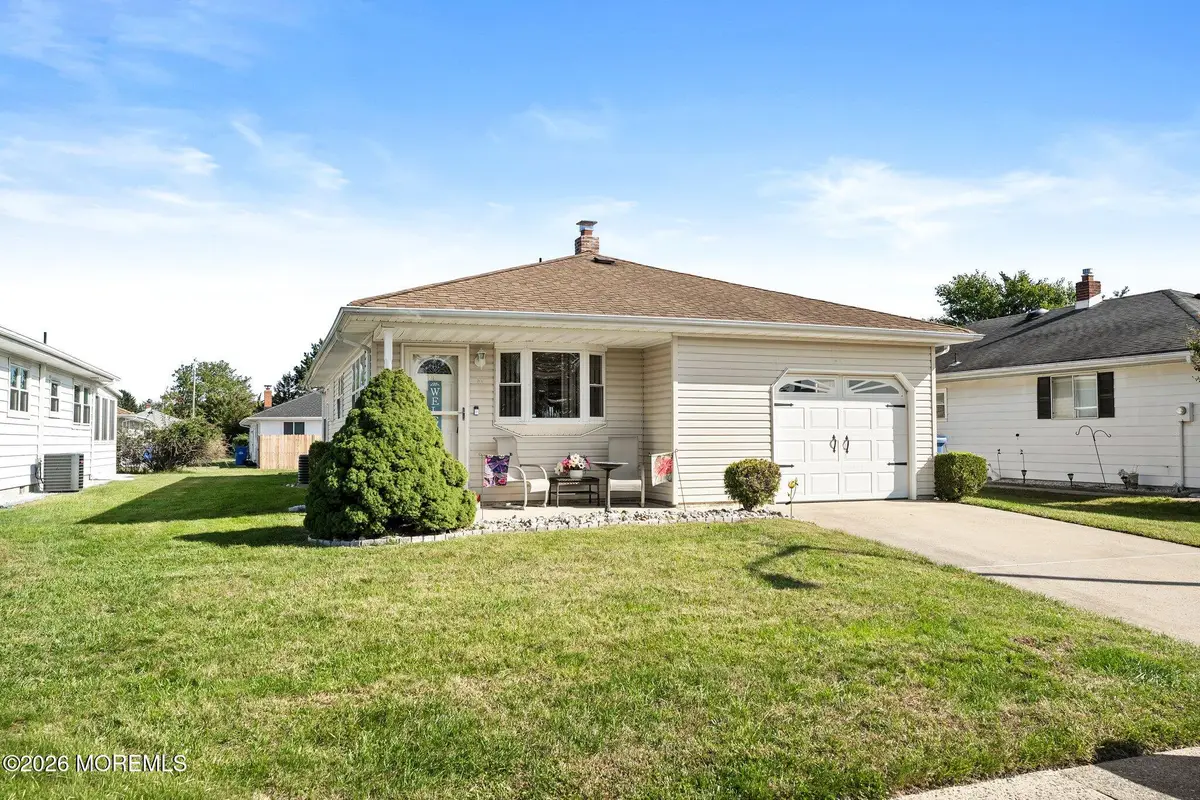 30 Bonaire Drive, Toms River, NJ 08757 - #1