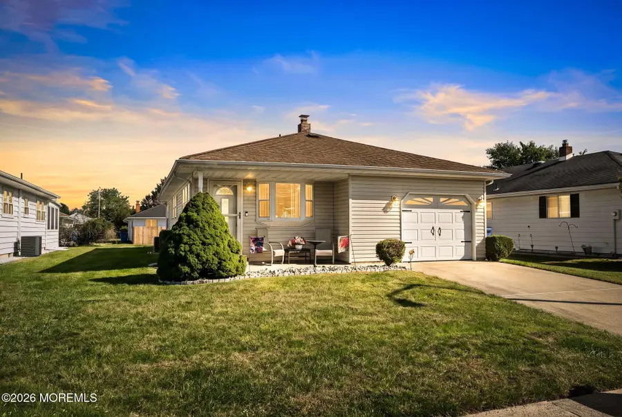 30 Bonaire Drive, Toms River, NJ 08757 - #2