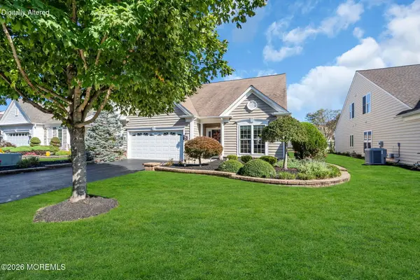 32 Aberdeen Lane, Manchester, NJ 08759